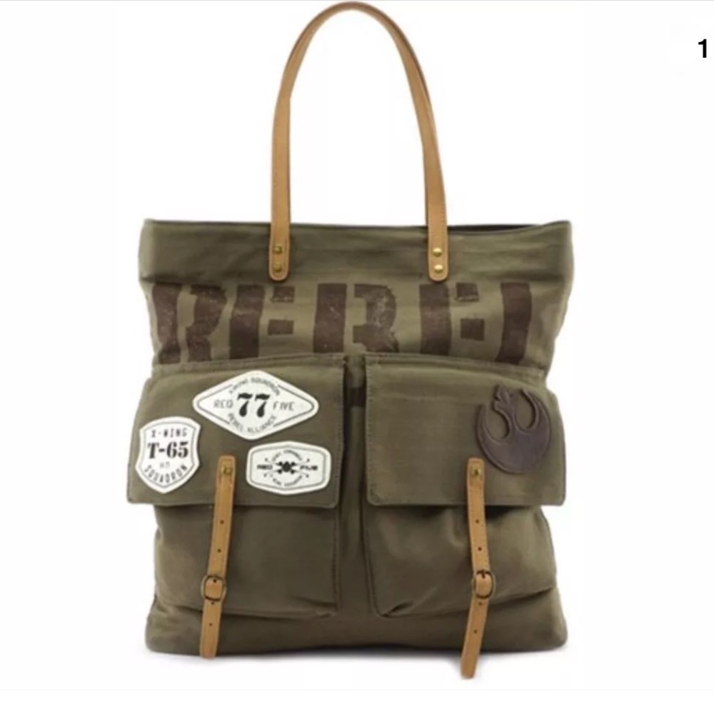 🆕 Star Wars loungefly tote bag